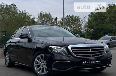 Седан Mercedes-Benz E-Class 2016 в Николаеве