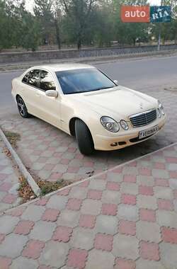 Седан Mercedes-Benz E-Class 2005 в Новій Одесі