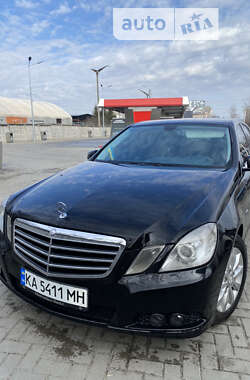 Седан Mercedes-Benz E-Class 2010 в Софіївській Борщагівці