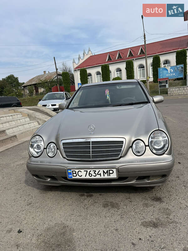 Седан Mercedes-Benz E-Class 2000 в Радехові