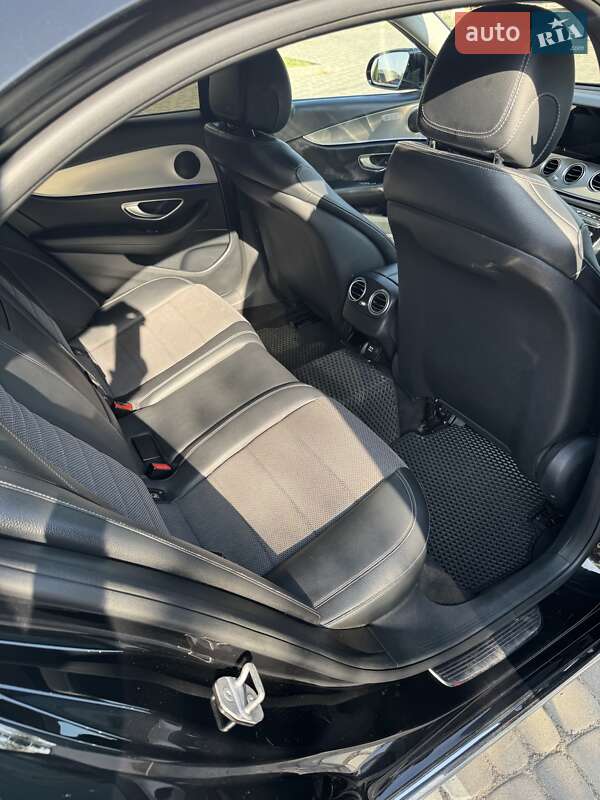 Седан Mercedes-Benz E-Class 2016 в Ивано-Франковске