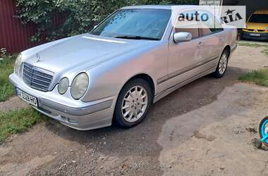 Седан Mercedes-Benz E-Class 2002 в Хмельницькому