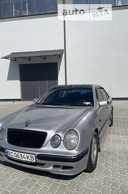 Седан Mercedes-Benz E-Class 1996 в Бориславе