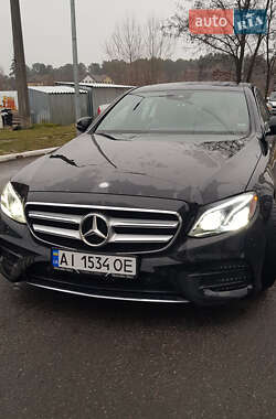 Седан Mercedes-Benz E-Class 2016 в 