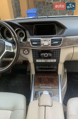 Седан Mercedes-Benz E-Class 2014 в Ужгороде