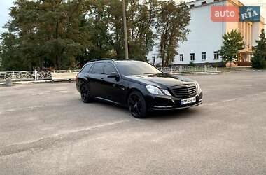 Универсал Mercedes-Benz E-Class 2012 в Житомире