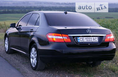 Седан Mercedes-Benz E-Class 2012 в Чернівцях