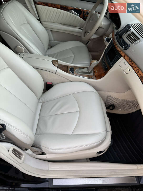 Седан Mercedes-Benz E-Class 2002 в Измаиле
