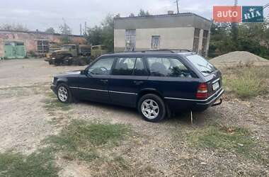 Универсал Mercedes-Benz E-Class 1994 в 