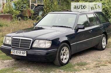 Універсал Mercedes-Benz E-Class 1994 в Чернівцях