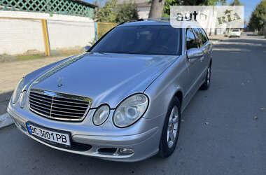 Универсал Mercedes-Benz E-Class 2005 в 