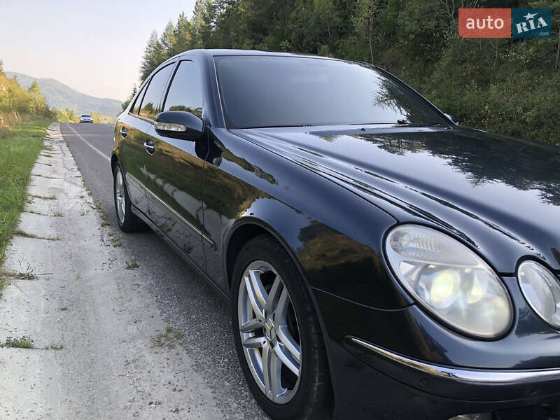Седан Mercedes-Benz E-Class 2006 в Самборе