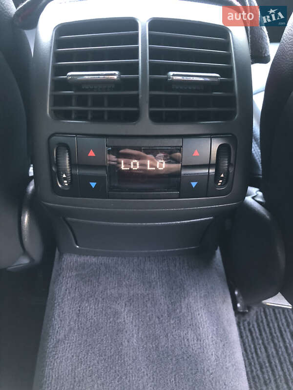 Седан Mercedes-Benz E-Class 2006 в Самборе