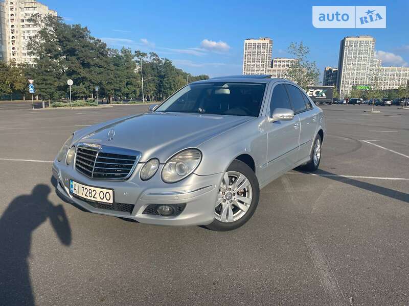 Седан Mercedes-Benz E-Class 2007 в Киеве