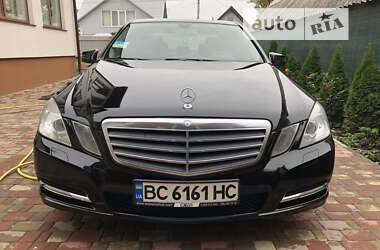 Седан Mercedes-Benz E-Class 2012 в Броварах