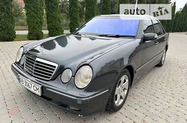 Седан Mercedes-Benz E-Class 2000 в Теребовлі