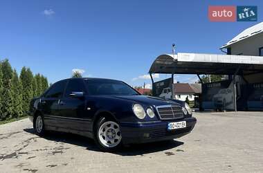 Седан Mercedes-Benz E-Class 1997 в Бучаче