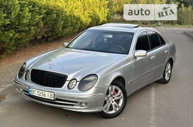 Седан Mercedes-Benz E-Class 2002 в Червонограде