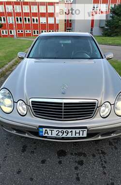 Седан Mercedes-Benz E-Class 2005 в Івано-Франківську