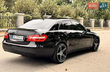 Седан Mercedes-Benz E-Class 2012 в Киеве