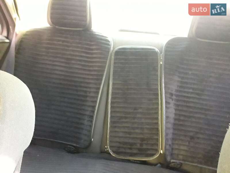 Седан Mercedes-Benz E-Class 2001 в Сарате