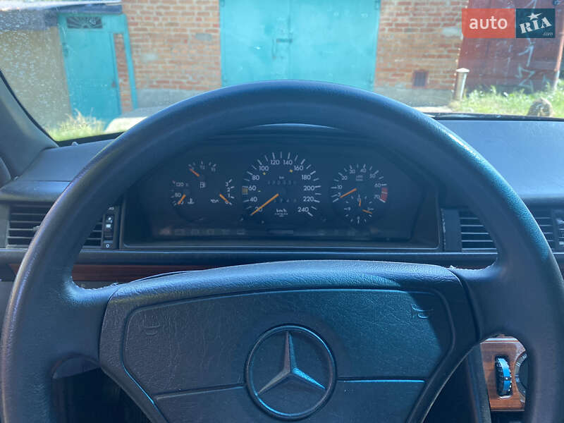 Універсал Mercedes-Benz E-Class 1995 в Первомайську