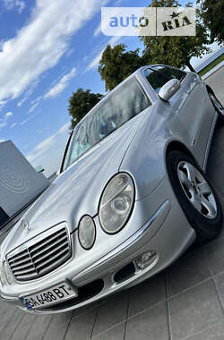 Седан Mercedes-Benz E-Class 2002 в Кременчуге