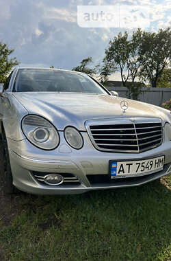 Седан Mercedes-Benz E-Class 2008 в Коломые