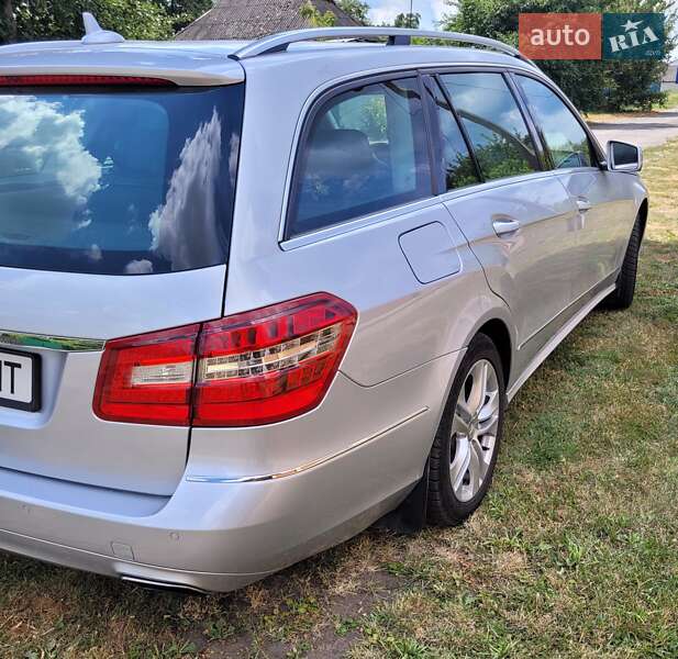 Універсал Mercedes-Benz E-Class 2012 в Кременчуці