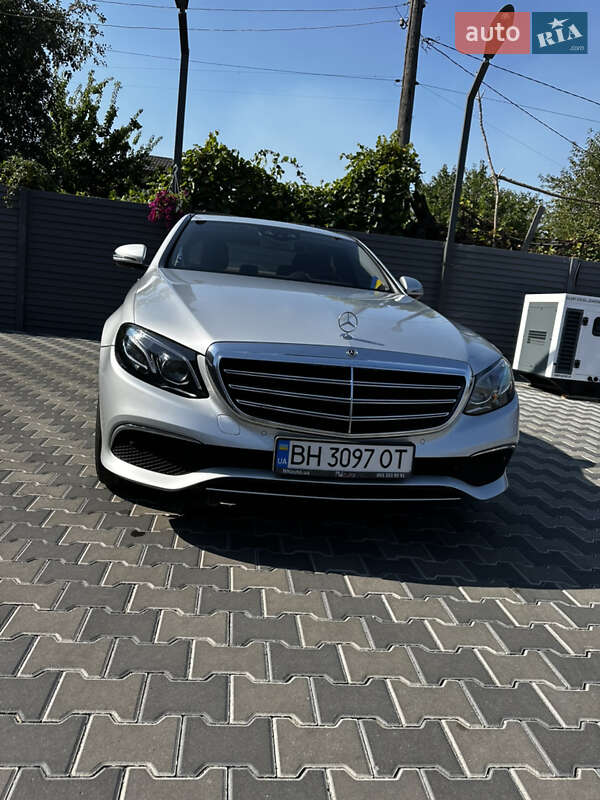 Mercedes-Benz E-Class 2017 Mercedes-Benz E-Class 2017