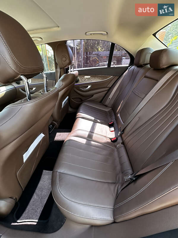 Седан Mercedes-Benz E-Class 2017 в Харькове фото 9 Седан Mercedes-Benz E-Class 2017 в Харькове