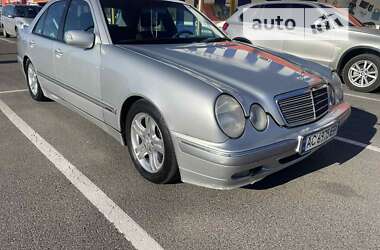 Седан Mercedes-Benz E-Class 1999 в Луцке