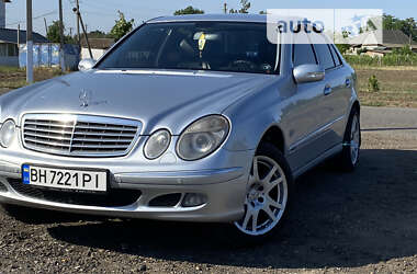 Седан Mercedes-Benz E-Class 2006 в Сараті