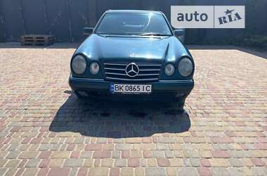 Седан Mercedes-Benz E-Class 1996 в Костопілі