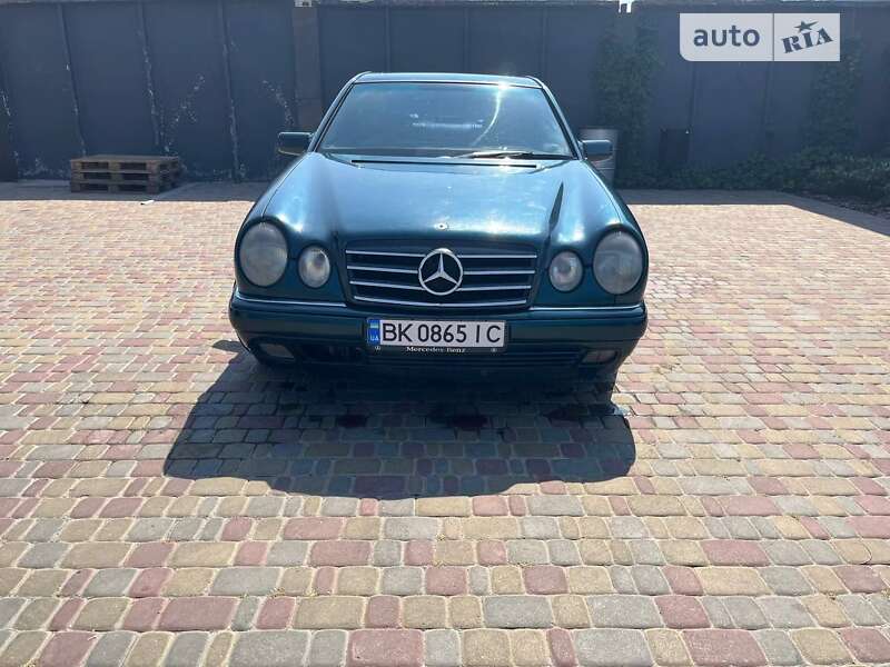 Mercedes-Benz E-Class 1996 Mercedes-Benz E-Class 1996