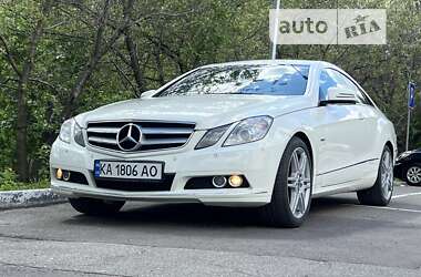 Купе Mercedes-Benz E-Class 2010 в Киеве