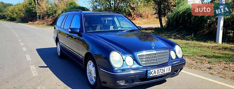 Универсал Mercedes-Benz E-Class 2001 в Лохвице