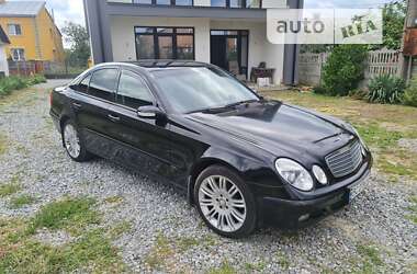 Седан Mercedes-Benz E-Class 2005 в Львові