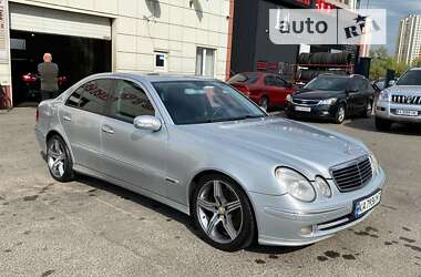 Седан Mercedes-Benz E-Class 2005 в Киеве