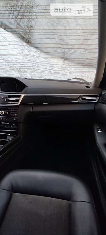 Универсал Mercedes-Benz E-Class 2011 в Луцке фото 18 Универсал Mercedes-Benz E-Class 2011 в Луцке