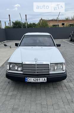 Седан Mercedes-Benz E-Class 1989 в Рівному