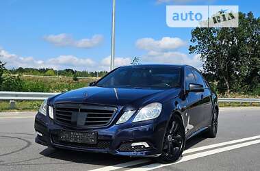 Седан Mercedes-Benz E-Class 2009 в Хмельницком