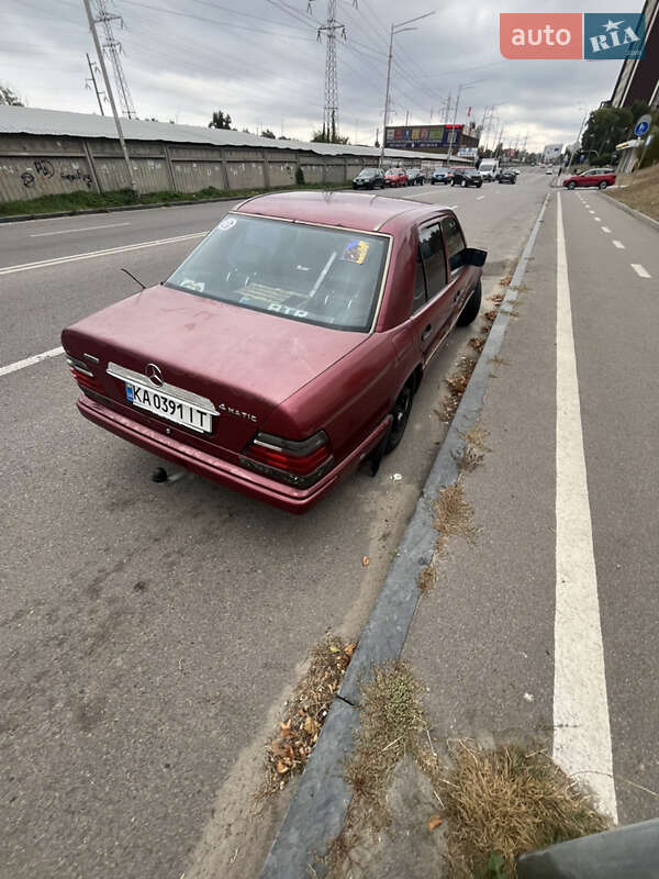Mercedes-Benz E-Class 1995