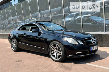 Купе Mercedes-Benz E-Class 2010 в Киеве