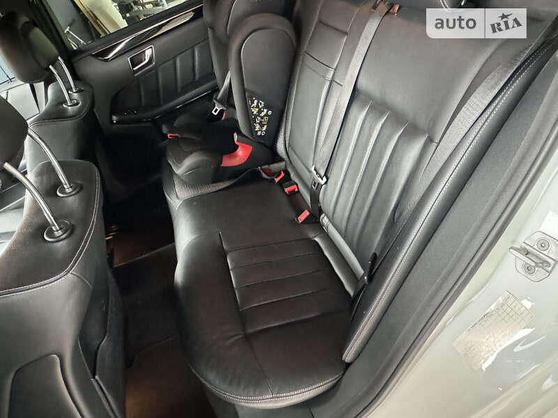 Седан Mercedes-Benz E-Class 2015 в Сокале