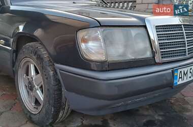 Седан Mercedes-Benz E-Class 1991 в 