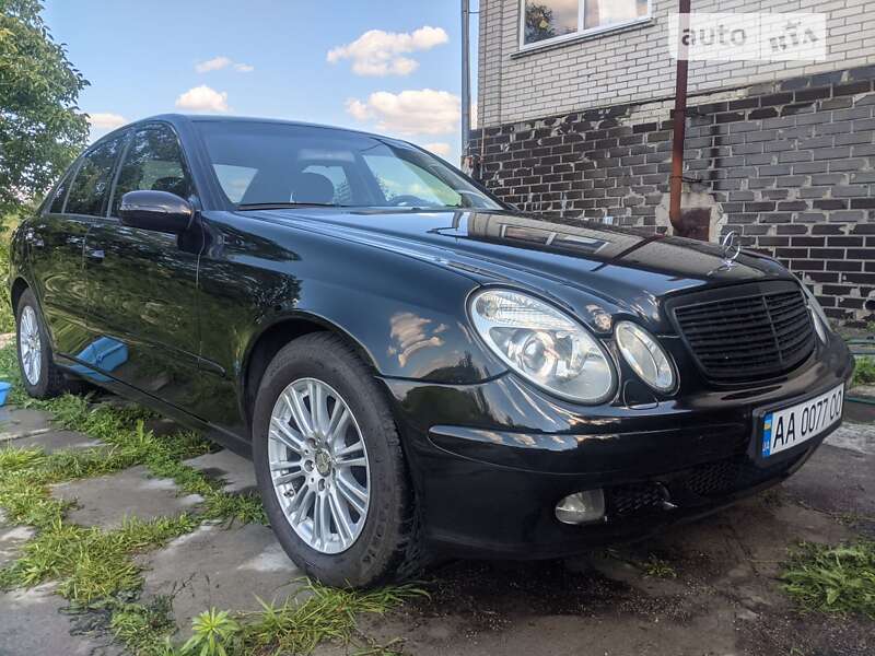 Mercedes-Benz E-Class 2004