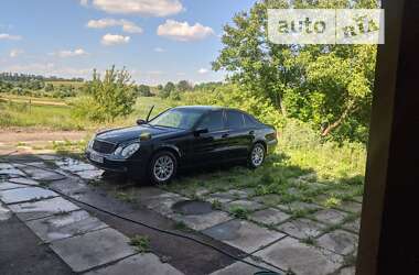 Седан Mercedes-Benz E-Class 2004 в 