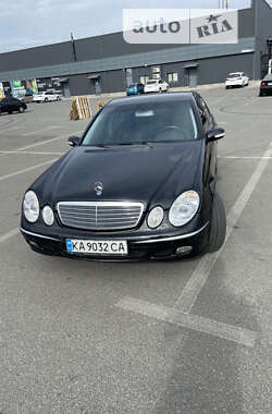 Седан Mercedes-Benz E-Class 2003 в Броварах