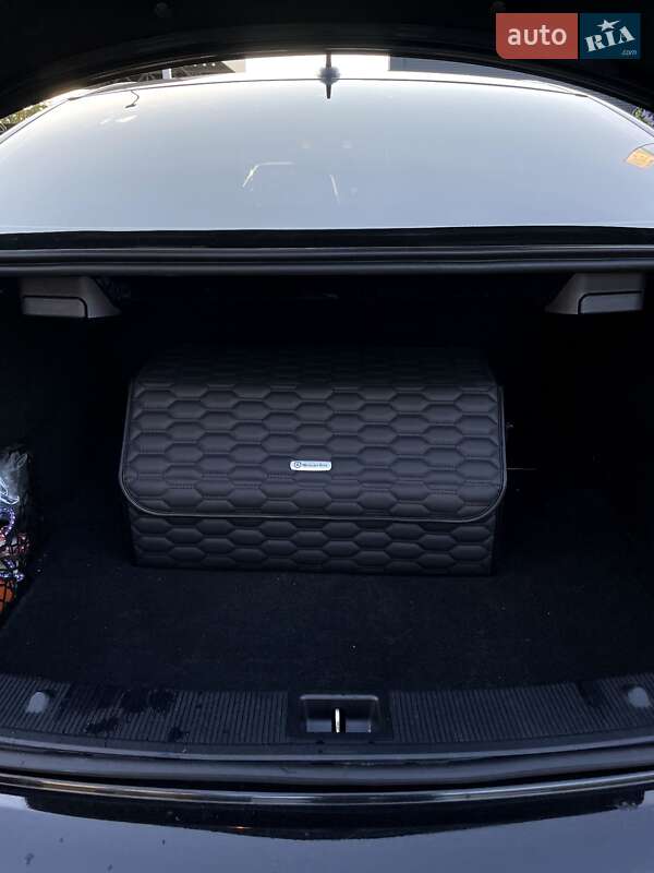 Купе Mercedes-Benz E-Class 2013 в Полтаві
